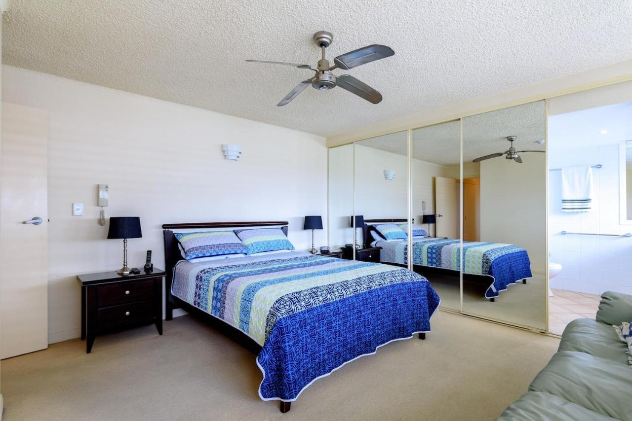 Main Waterfront * Gold Coast