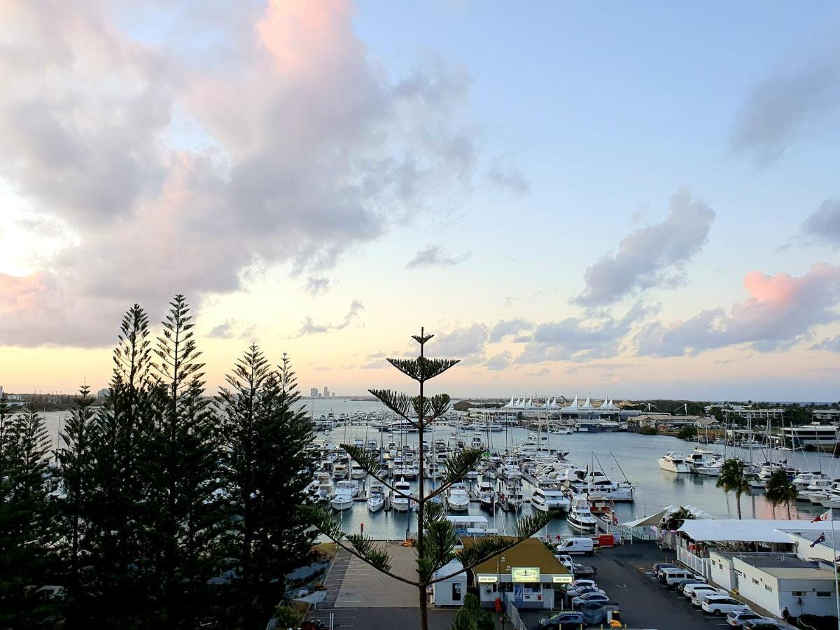 Apartment Main Waterfront Gold Coast